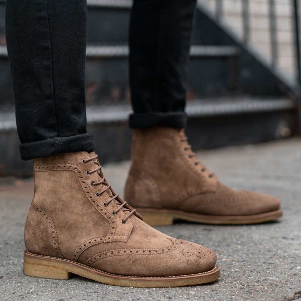 Wingtip | Karamellfarbenes Wildleder 